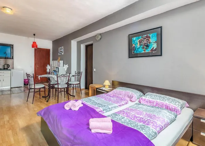 Lovely In Apartament *