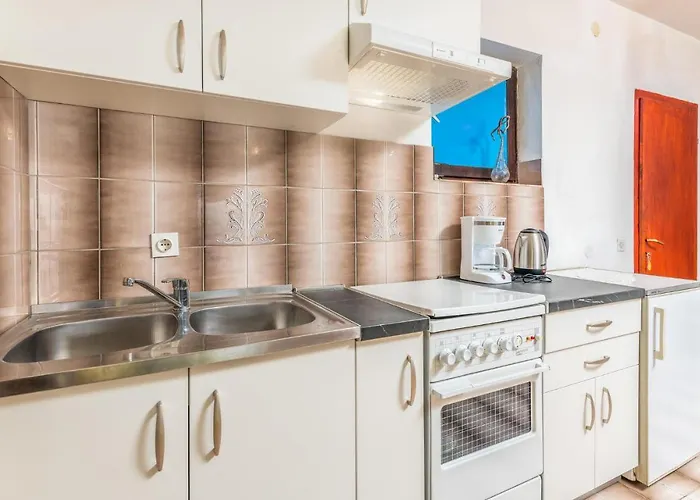 Apartament Lovely In